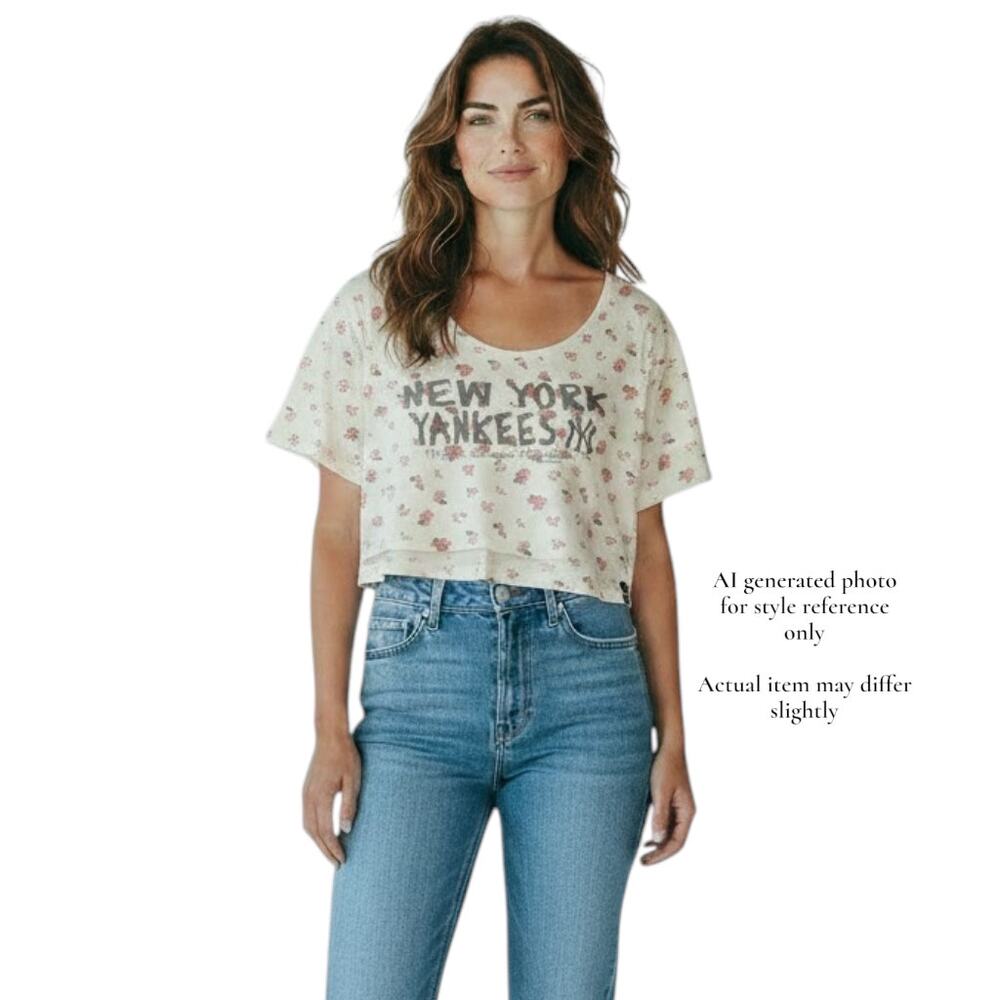 New York Yankees 2013 Baseball MLB Cropped Lightweight Floral Shirt Size Large